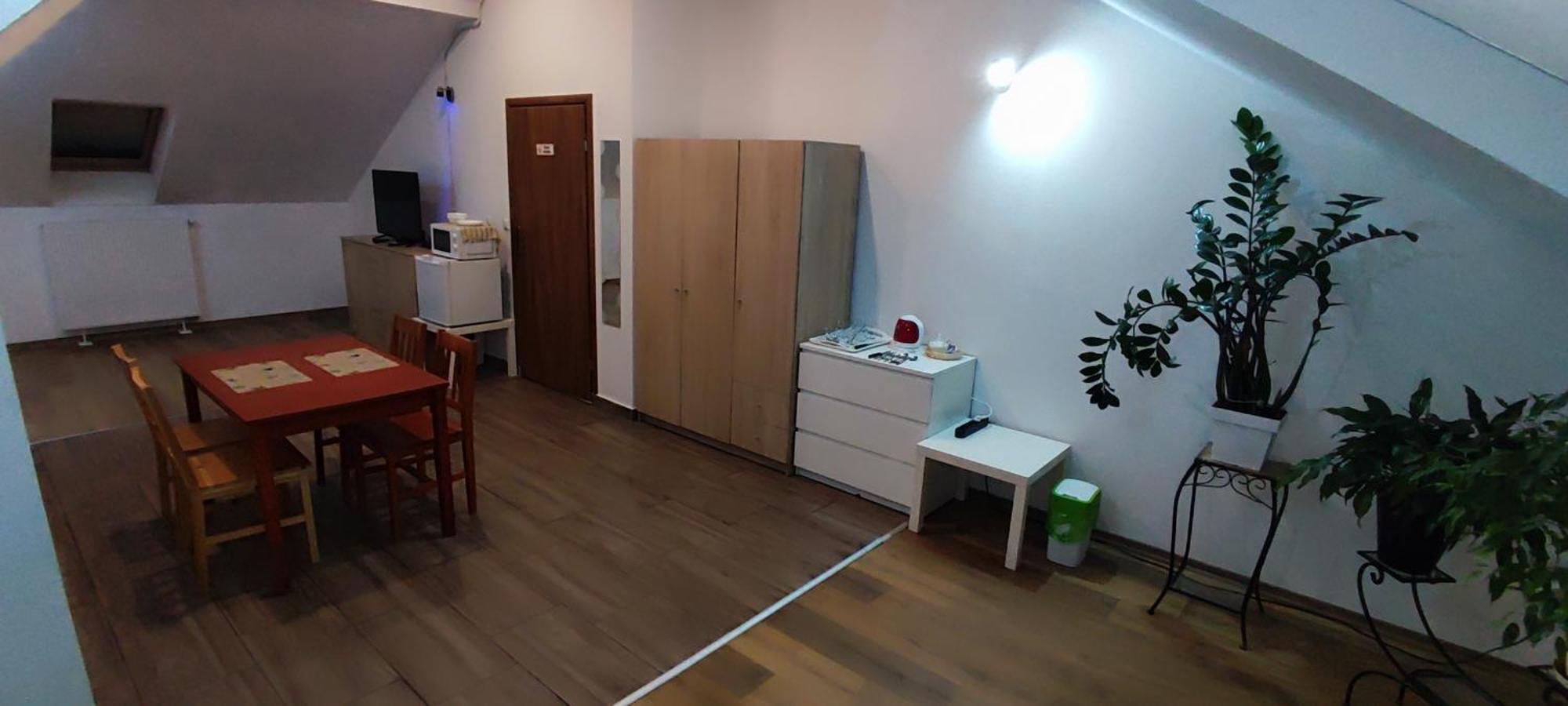 Keisa Apartrooms Nowy Sącz Esterno foto